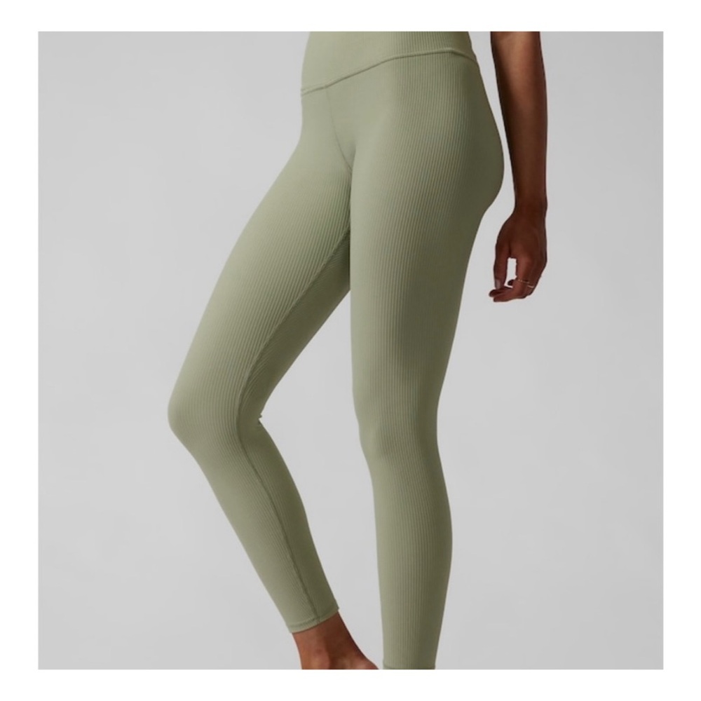 ATHLETA Elation Rib Tight Leggings in Green Olive, size Small